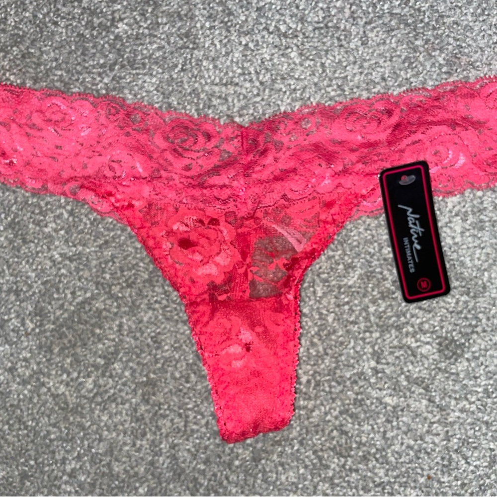 Native intimates pink thong panty size small